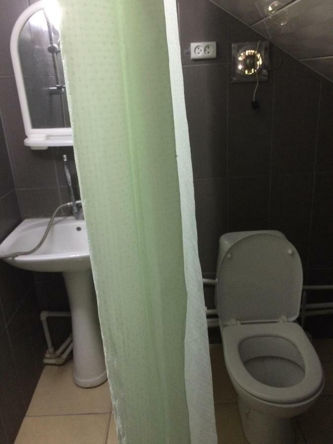 Alex'S Cosy Guesthouse ティビリシ エクステリア 写真