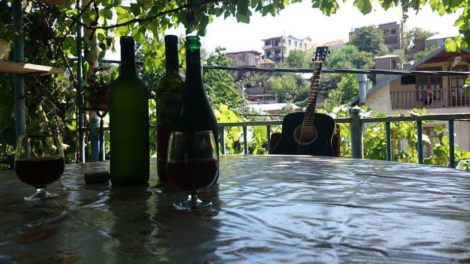 Alex'S Cosy Guesthouse ティビリシ エクステリア 写真